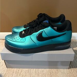 Nike AirForce 1 Low - Foamposite
